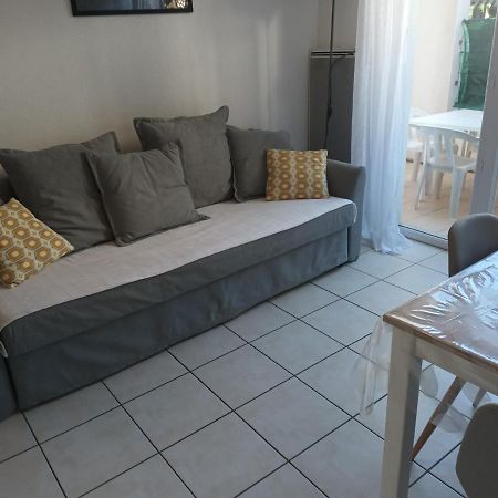 Calme T2 Avec Terrasse A Hendaye, Proche Plage - Fr-1-239-780 Exteriör bild