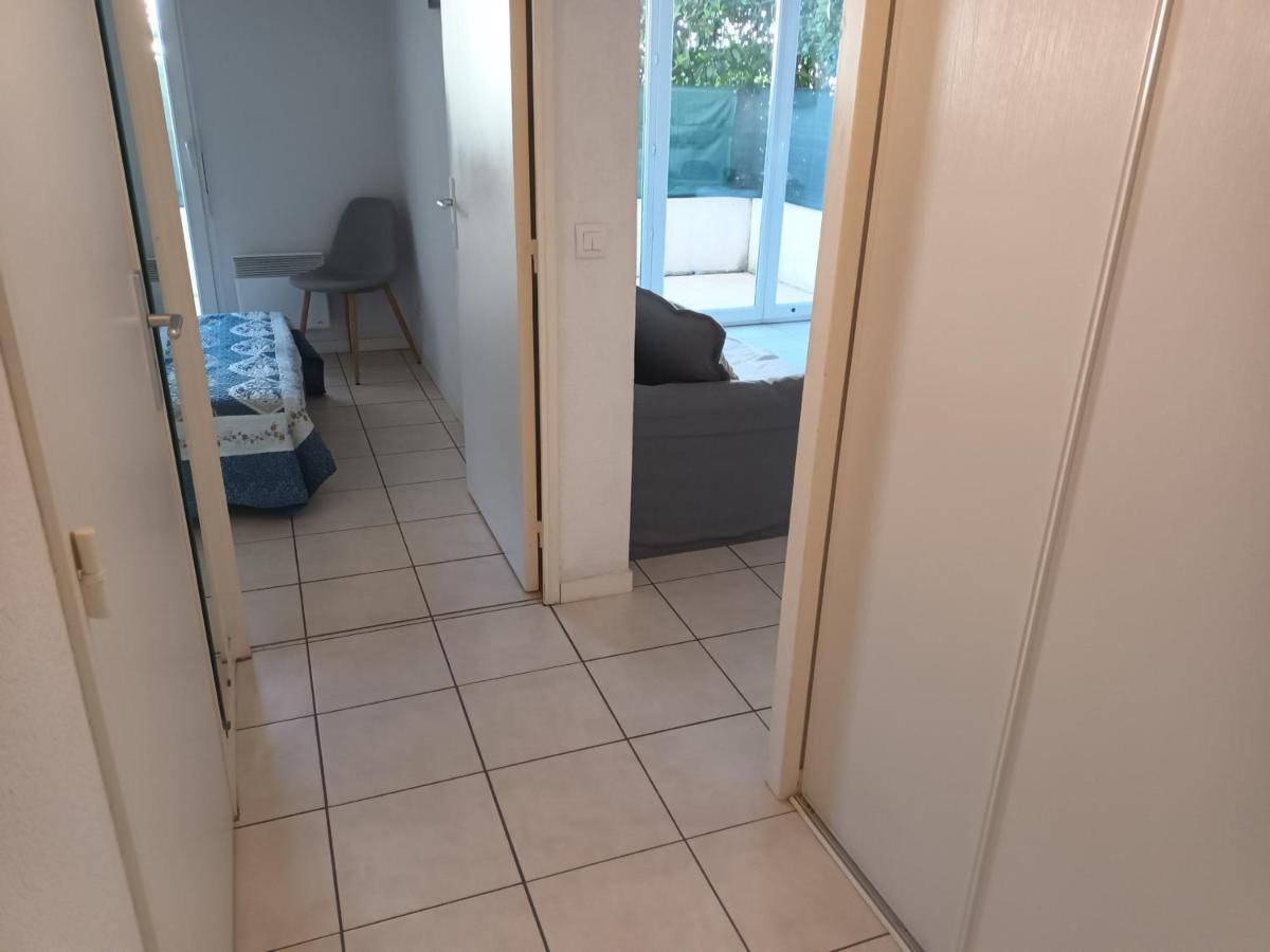Calme T2 Avec Terrasse A Hendaye, Proche Plage - Fr-1-239-780 Exteriör bild